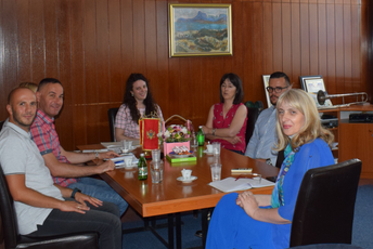 Dogovorena saradnja Filozofskog fakulteta UCG i Sekretarijata za kulturu, sport, mlade i socijalno staranje Dogovorena saradnja Filozofskog fakulteta UCG i Sekretarijata za kulturu, sport, mlade i socijalno staranje