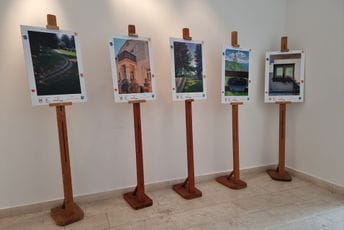 Berane: Predstavljena izložba fotografija “Ja sam fotograf” Berane: Predstavljena izložba fotografija “Ja sam fotograf”