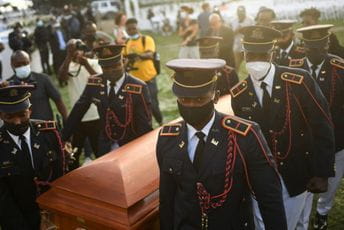 Pucnjava i nemiri na sahrani ubijenog predsjednika Haitija Pucnjava i nemiri na sahrani ubijenog predsjednika Haitija