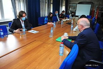 Sekulović sa Kornerom: Moderni prelazi i elektronski nadzor prioriteti u oblasti bezbjednosti granica Sekulović sa Kornerom: Moderni prelazi i elektronski nadzor prioriteti u oblasti bezbjednosti granica