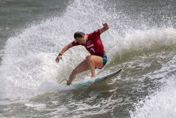 Amerikanka i Brazilac prvi olimpijski šampioni u surfovanju Amerikanka i Brazilac prvi olimpijski šampioni u surfovanju