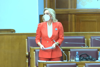 Opredijeljeno 465.000 eura za kupovinu vozila, u toku akt nove sistematizacije radnih mjesta Opredijeljeno 465.000 eura za kupovinu vozila, u toku akt nove sistematizacije radnih mjesta