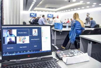 Omogućiti nesmetano poslovanje noćnih klubova i barova Omogućiti nesmetano poslovanje noćnih klubova i barova