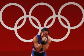 Filipinka za zlato nagrađena sa preko pola miliona eura i dva stana Filipinka za zlato nagrađena sa preko pola miliona eura i dva stana