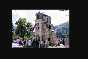 Episkop SPC Jovan Ćulibrk pozvao Krivokapića da dođe u Jasenovac Episkop SPC Jovan Ćulibrk pozvao Krivokapića da dođe u Jasenovac