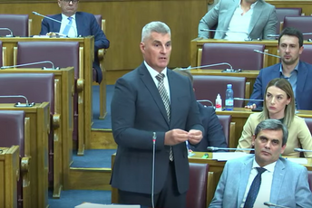 Brajović: Crna Gora na civilizacijskoj raskrsnici Brajović: Crna Gora na civilizacijskoj raskrsnici