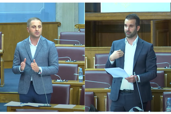 Šehović: Nije tačno da je kamata smanjena, aranžman nije bez rizika; Spajić: Država neće izgubiti ništa u hedžing aranžmanu Šehović: Nije tačno da je kamata smanjena, aranžman nije bez rizika; Spajić: Država neće izgubiti ništa u hedžing aranžmanu