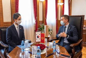 Bečić: Osnažiti saradnju u sferi ekonomije i turizma Bečić: Osnažiti saradnju u sferi ekonomije i turizma