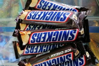 Hrvatska iz prodavnica povlači sladolede Snickers, Twix, Bounty i M&M's Hrvatska iz prodavnica povlači sladolede Snickers, Twix, Bounty i M&M's