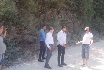 Tvrdi da sa svima može razgovarati osim s onima koji veličaju Dražu Mihailovića Tvrdi da sa svima može razgovarati osim s onima koji veličaju Dražu Mihailovića