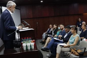 Imenovanje odloženo kako bi Šundića ispratili bez otpremnine Sa prve sjednice novog Savjeta RTCG