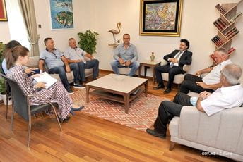 Abazović sa Botunjanima o izgradnji kolektora: Pronaći rješenje prihvatljivo za sve Abazović sa Botunjanima o izgradnji kolektora: Pronaći rješenje prihvatljivo za sve