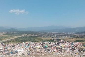 Kabinet Kovačevića: Nikčević bespravno blokirao prilaz deponiji Mislov do Kabinet Kovačevića: Nikčević bespravno blokirao prilaz deponiji Mislov do