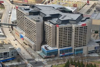 CNN otpustio tri radnika jer su na posao dolazili nevakcinisani CNN otpustio tri radnika jer su na posao dolazili nevakcinisani