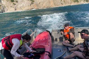 Spašeni turisti kod Budve Spašeni turisti kod Budve