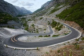 Prečicom kroz magiju krša Prečicom kroz magiju krša