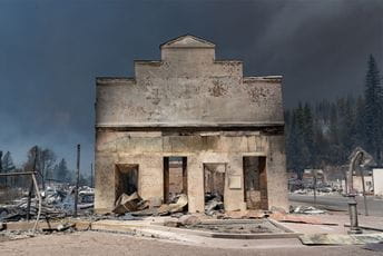 Ovako izgleda grad koji je u požaru izgorio do temelja Ovako izgleda grad koji je u požaru izgorio do temelja