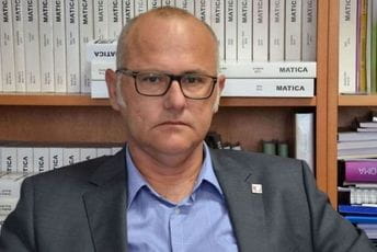 Radulović: Novom vlašću može biti zadovoljna samo SPC Novom vlašću može biti zadovoljna samo SPC