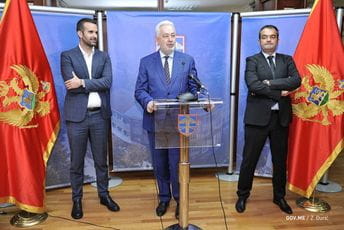 Krivokapić: Ne osnivam stranku 28. avgusta Krivokapić: Ne osnivam stranku 28. avgusta