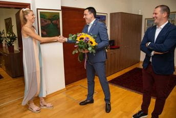 Vuković ugostio Mariju, od Glavnog grada 5.000 eura Vuković ugostio Mariju, od Glavnog grada 5.000 eura