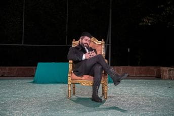 Grad teatar: Ovacije za „Zelenu čoju Montenegra” Grad teatar: Ovacije za „Zelenu čoju Montenegra”