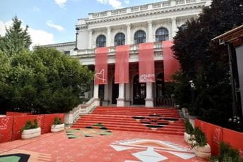 Večeras počinje SFF: Čaroliju otvara film Danisa Tanovića "Deset u pola" Večeras počinje SFF: Čaroliju otvara film Danisa Tanovića "Deset u pola"