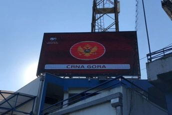 Postavljen novi semafor na Gradskom stadionu Postavljen novi semafor na Gradskom stadionu
