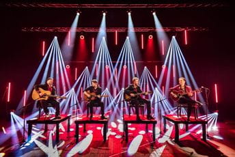 Gitarska senzacija "40 Fingers" u nedjelju na Kanli kuli Gitarska senzacija "40 Fingers" u nedjelju na Kanli kuli