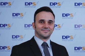 Dabović: Ulcinj u epicentru regionalnog turizma iako izostaje saradnja sa Vladom Dabović: Ulcinj u epicentru regionalnog turizma iako izostaje saradnja sa Vladom