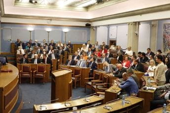 Ukidanje imuniteta ne smije biti selektivno Ukidanje imuniteta ne smije biti selektivno