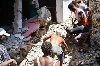 Haiti: Broj žrtava zemljotresa se popeo na 724 Haiti: Broj žrtava zemljotresa se popeo na 724