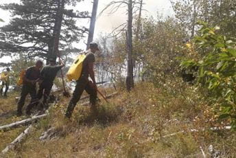 Opasno splavariti Tarom zbog požara Opasno splavariti Tarom zbog požara
