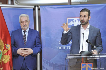 Spajić će biti lider, očekuju podršku CDU Angele Merkel Spajić će biti lider, očekuju podršku CDU Angele Merkel