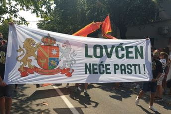 Okupljanje na Cetinju: Početak protesta u 12.30 sati Okupljanje na Cetinju: Početak protesta u 12.30 sati