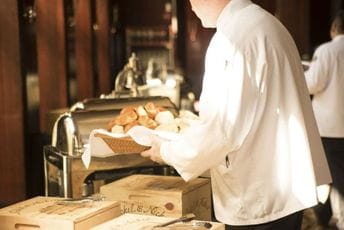 Na rad u Crnu Goru došli i sezonci sa Tajlanda, Kube, Meksika Na rad u Crnu Goru došli i sezonci sa Tajlanda, Kube, Meksika