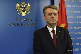 Nuhodžić: Krivokapić krši zakon Nuhodžić: Krivokapić krši zakon