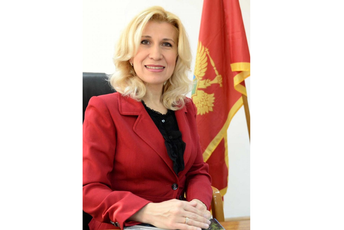 Savković-Vukčević: Onaj ko je Vesni Bratić dodijelio najvažnije resore, imao je zlu namjeru prema Crnoj Gori Savković-Vukčević: Onaj ko je Vesni Bratić dodijelio najvažnije resore, imao je zlu namjeru prema Crnoj Gori