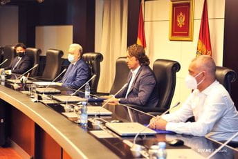 Vijeće za nacionalnu bezbjednost: Situacija u državi redovna, intenzivirati aktivnosti povodom najavljenih okupljanja Vijeće za nacionalnu bezbjednost: Situacija u državi redovna, intenzivirati aktivnosti povodom najavljenih okupljanja