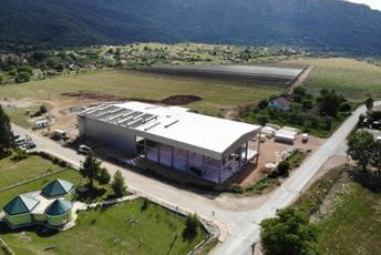 Veletex: Firma "Naše voće" uložila dva miliona eura u zasade, novu mehanizaciju i objekat u Župi Veletex: Firma "Naše voće" uložila dva miliona eura u zasade, novu mehanizaciju i objekat u Župi