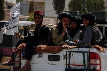 Ugušen otpor u sjevernom Avganistanu: Talibani zauzeli još tri okruga Ugušen otpor u sjevernom Avganistanu: Talibani zauzeli još tri okruga