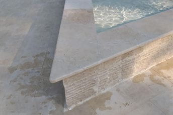 Sanirane posljedice vandalizma na antifašističkom spomen obilježju u Baru Sanirane posljedice vandalizma na antifašističkom spomen obilježju u Baru