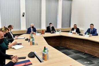 Krivokapić: Tražiti alternativna energetska rješenja pored TE Pljevlja Krivokapić: Tražiti alternativna energetska rješenja pored TE Pljevlja