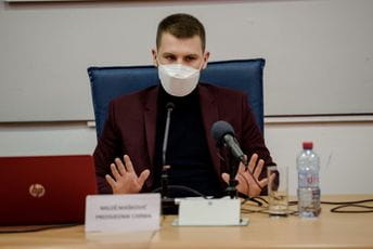 Miloš Mašković podnio ostavku na mjesto predsjednika CARM-a Miloš Mašković podnio ostavku na mjesto predsjednika CARM-a