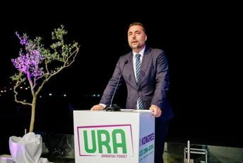 Đurović: Pozdravljamo najavu o smanjenju poreza i doprinosa na plate Đurović: Pozdravljamo najavu o smanjenju poreza i doprinosa na plate