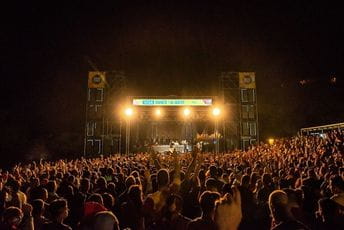 Omiljene pjesme na jednoj od najljepših plaža Jadrana: Najveći hitovi ubrzo stižu na Sea Dance festival Omiljene pjesme na jednoj od najljepših plaža Jadrana: Najveći hitovi ubrzo stižu na Sea Dance festival