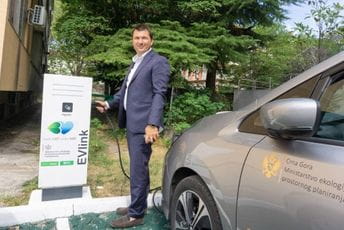 Nova stanica za punjenje električnih vozila u Podgorici Nova stanica za punjenje električnih vozila u Podgorici