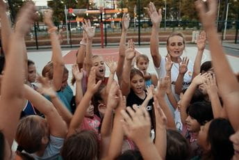 Djevojčice oduševljene Košarkaškom čarolijom u Podgorici Djevojčice oduševljene Košarkaškom čarolijom u Podgorici