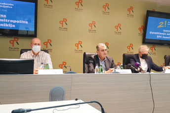 Ustoličenje političko, a ne vjersko pitanje, CG u fazi kolektivnog ludila Ustoličenje političko, a ne vjersko pitanje, CG u fazi kolektivnog ludila