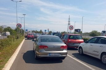 Ne može se dalje od izlaza iz Podgorice, nakon toga građani blokirali jugozapadnu obilaznicu Ilustracija / Arhiva