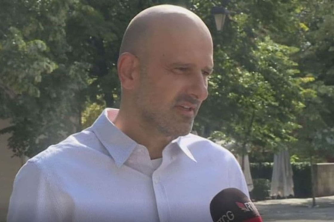 FCJK i PEN centar: Bezrezervna podrška Nikoli Radunoviću, njegova izjava zlonamjerno iskrivljena